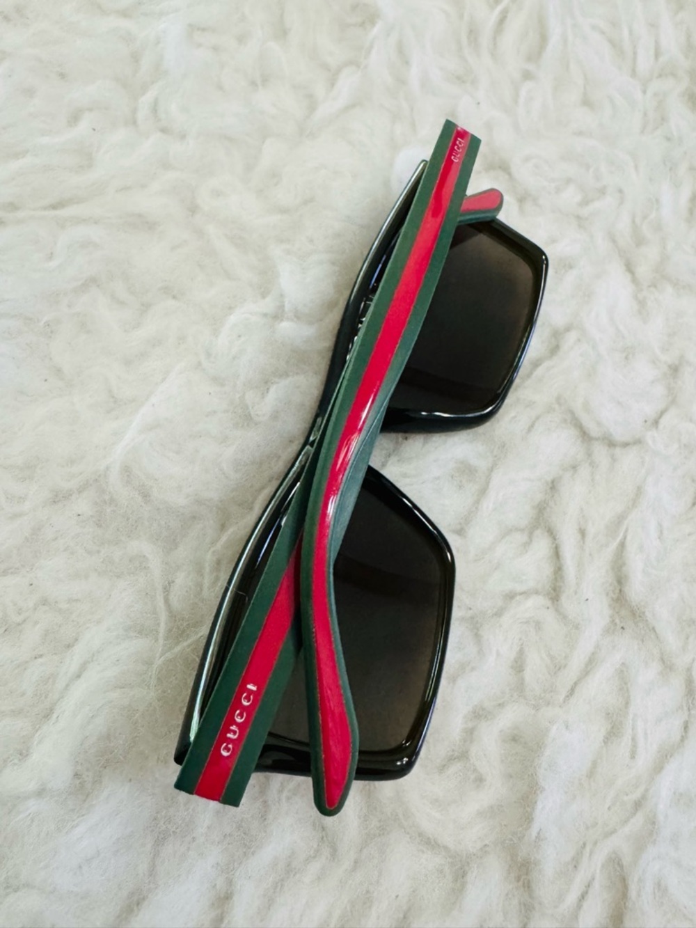 Gucci Black Frame Sunglasses with Cherryline Temples - Picture 9 of 10